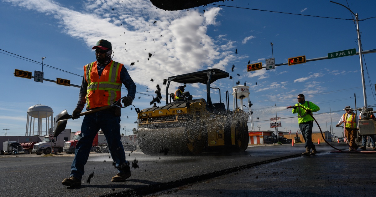 Despite money in the bank, West Texas town of Kermit struggles to keep